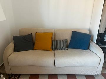 Divano letto beige Confalone - usato