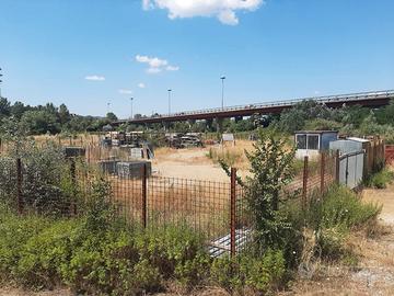 Ampio terreno isolotto/cascine