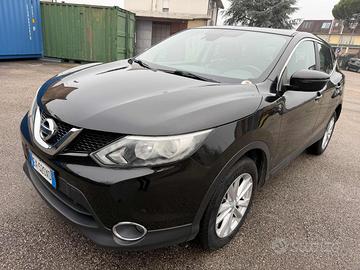 NISSAN Qashqai 1.5 dCi Tekna senza nessun lavoro