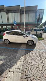 FORD Fiesta 6ª serie - 2011