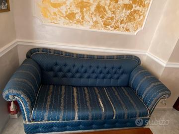 Due divanti tre posti e due posti