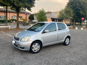 Toyota Yaris 2005 expo neopatentati