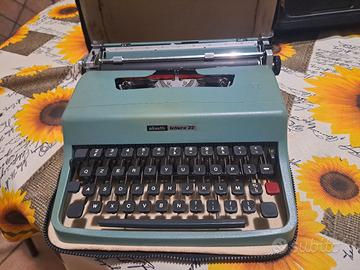macchina da scrivere olivetti lettera 32