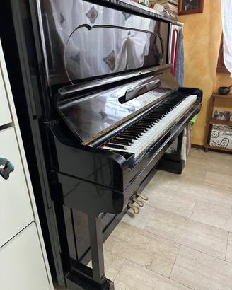 Pianoforte a muro usato