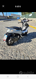 Piaggio Beverly 350