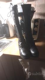 stivali in pelle 