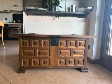 cassapanca stile spagnolo