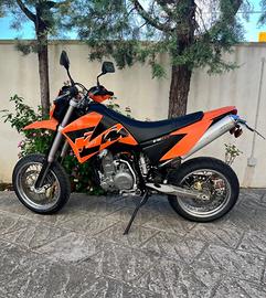 Super moto Ktm lc4 640