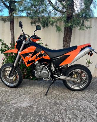 Super moto Ktm lc4 640