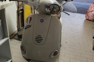 Vespa 150 ET4
