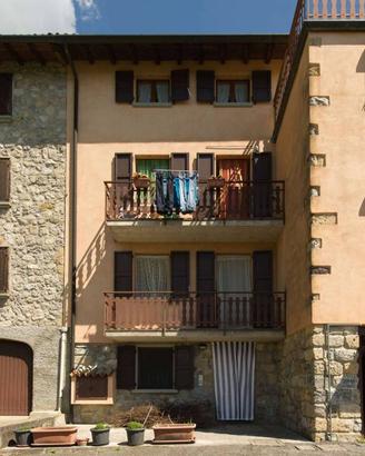 Appartamento di 83 m² con 3 locali a Camerata Corn