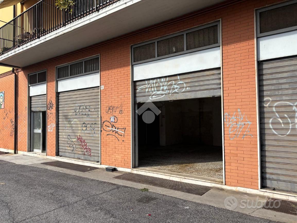 NEGOZIO A BRESCIA