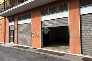 NEGOZIO A BRESCIA
