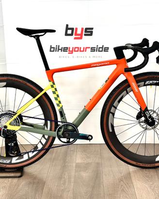 Megamo SILK 01 - Sram FORCE Power M. Zipp 303 XPLR
