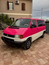 VW Transporter T4 1.9 TD – 9 posti