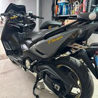 Yamaha T-Max 530