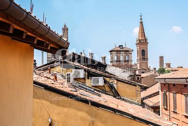 Via SAN VITALE - BOLOGNA - MONOLOCALE