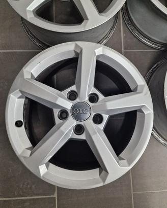 4 cerchi da 16 Audi / VW