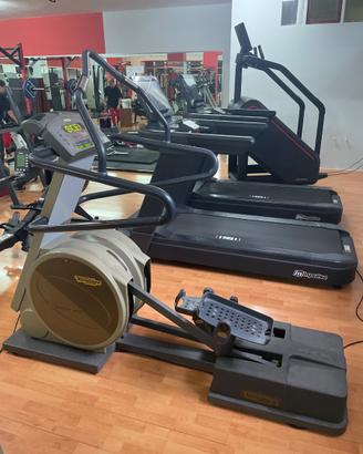 Palestra - tecnogym ellittica Rotex