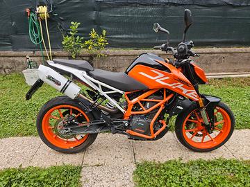 KTM 390 Duke 