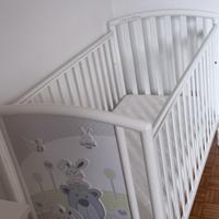 Set letto di bambino, bianco. Letto e armadio