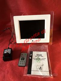 Cornice digitale DIKOM 8" per foto e video