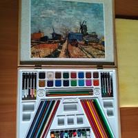 set artistico in una valigetta di legno