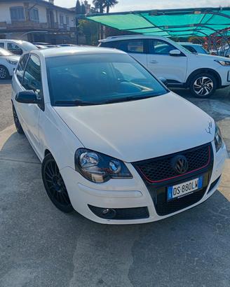 Volkswagen Polo 1.4/80CV TDI DPF 3p. Sportline