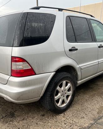 Ricambi usati Mercedes ml w246