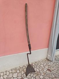 Antica zappetta rincalzatrice da orto/vigna