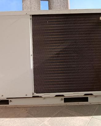 Pompa di calore Aermec HMI080  7,5 Kw