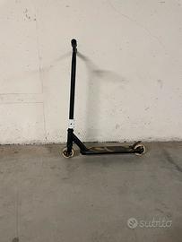 Monopatino freestyle