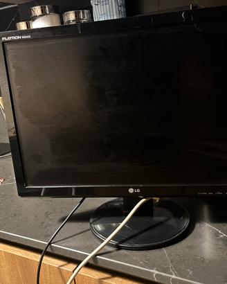 monitor LG w2242s