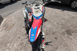 moto cvm 250