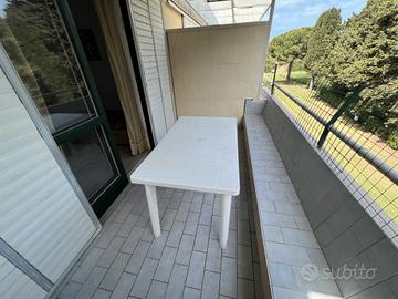 Monolocale con terrezza in residence con piscina