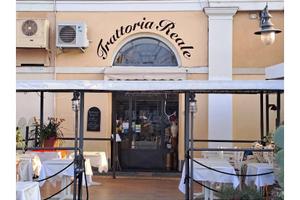 Attività / Licenza di 64 m² a Savona