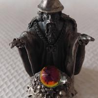 statuetta in peltro Mith e Magic Tudor