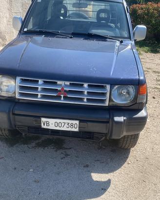 Mitsubishi pajero