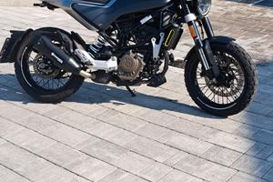 Husqwarna Svartpilen 125