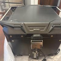 TOP CASE GIVI BMW GS 1300 ADVENTURE