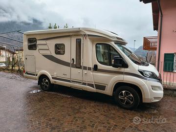 Hymer VAN 374
