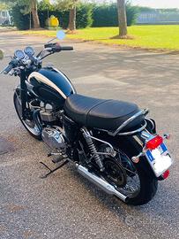 Triumph Bonneville T100