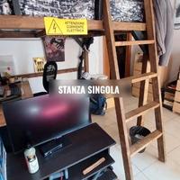 LIBIA STANZA SiNGOLA ARREDATA E BEN COLLEGATA