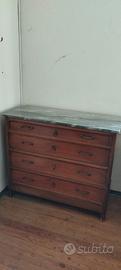 cassettone a quattro cassetti con piano in marmo