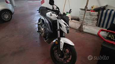 Honda moto CB650F 2018