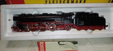 treni locomotiva a vapore BR 01