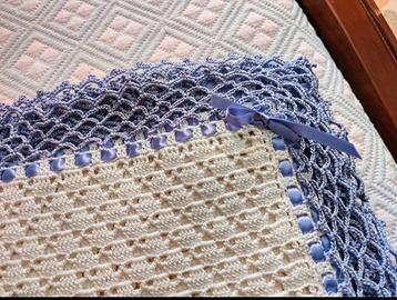 Copertina per neonato fatta a mano 