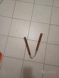 nunchaku in legno