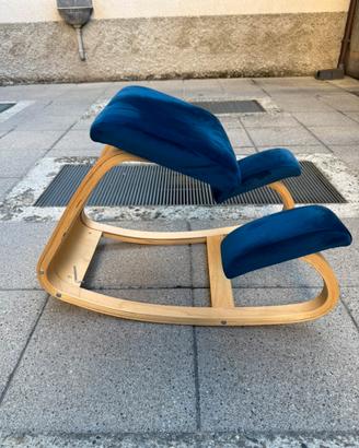 Sedia ergonomica a domdolo  in legno