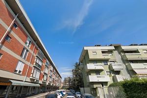 Posto letto a 350eu con spese comprese - Comasina